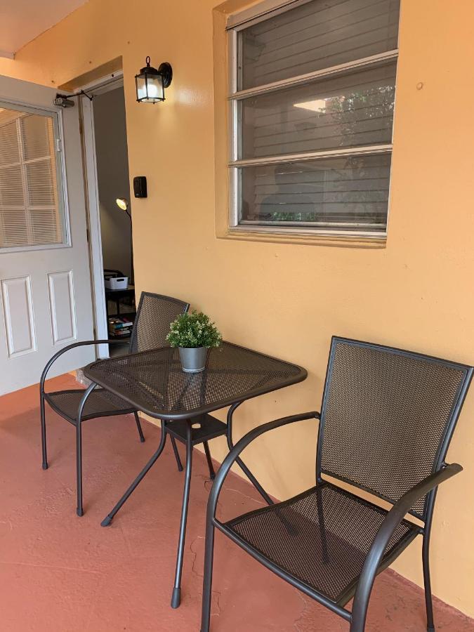 Aloha Escape Pompano Beach Διαμέρισμα Εξωτερικό φωτογραφία